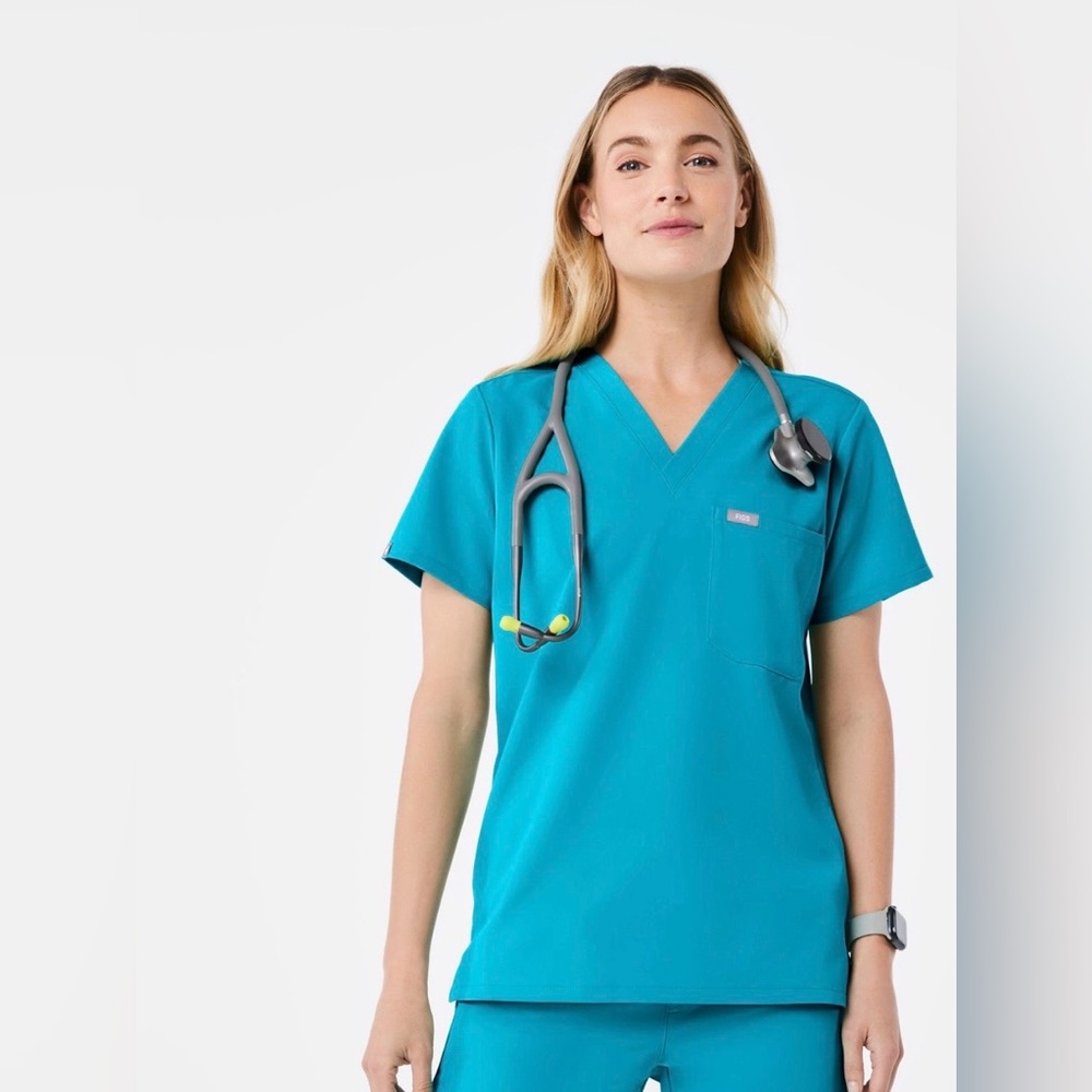 Figs Teal Catarina One-Pocket Scrub Top